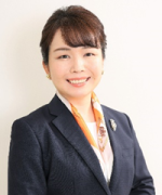 川勝　愛　氏